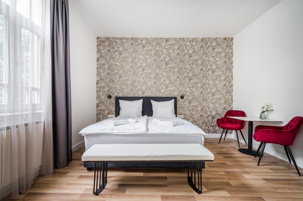 Hotel Clariss Balatonalmádi Zimmer foto