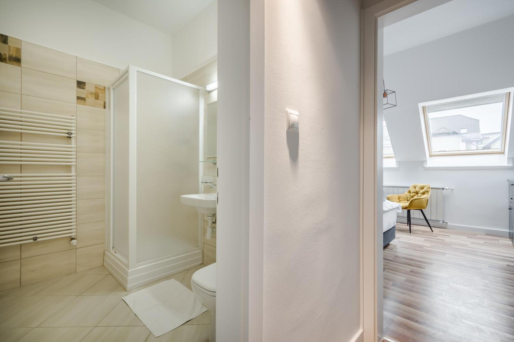 Hotel Clariss Balatonalmádi Zimmer foto